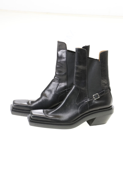 7308 (2) Zara